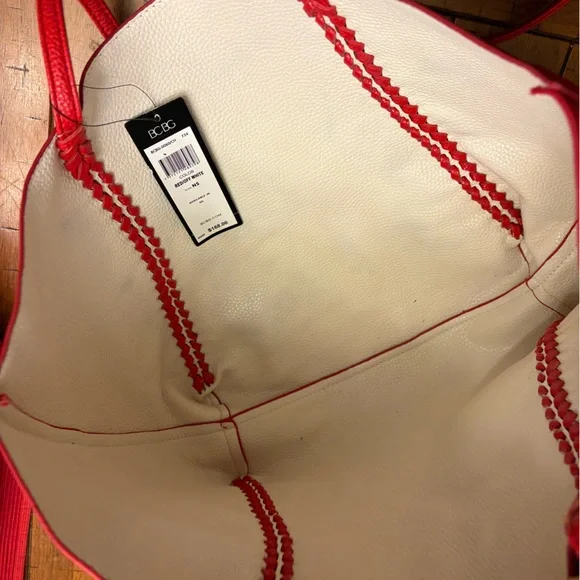 BCBG Red Bag set of 3! Tote, Purse and Wallet! - Picture 13 of 14